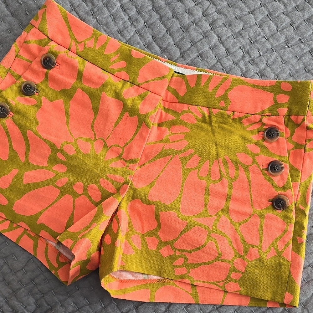 J.CREW Shorts -  Floral Sunburst - Picture 3 of 13
